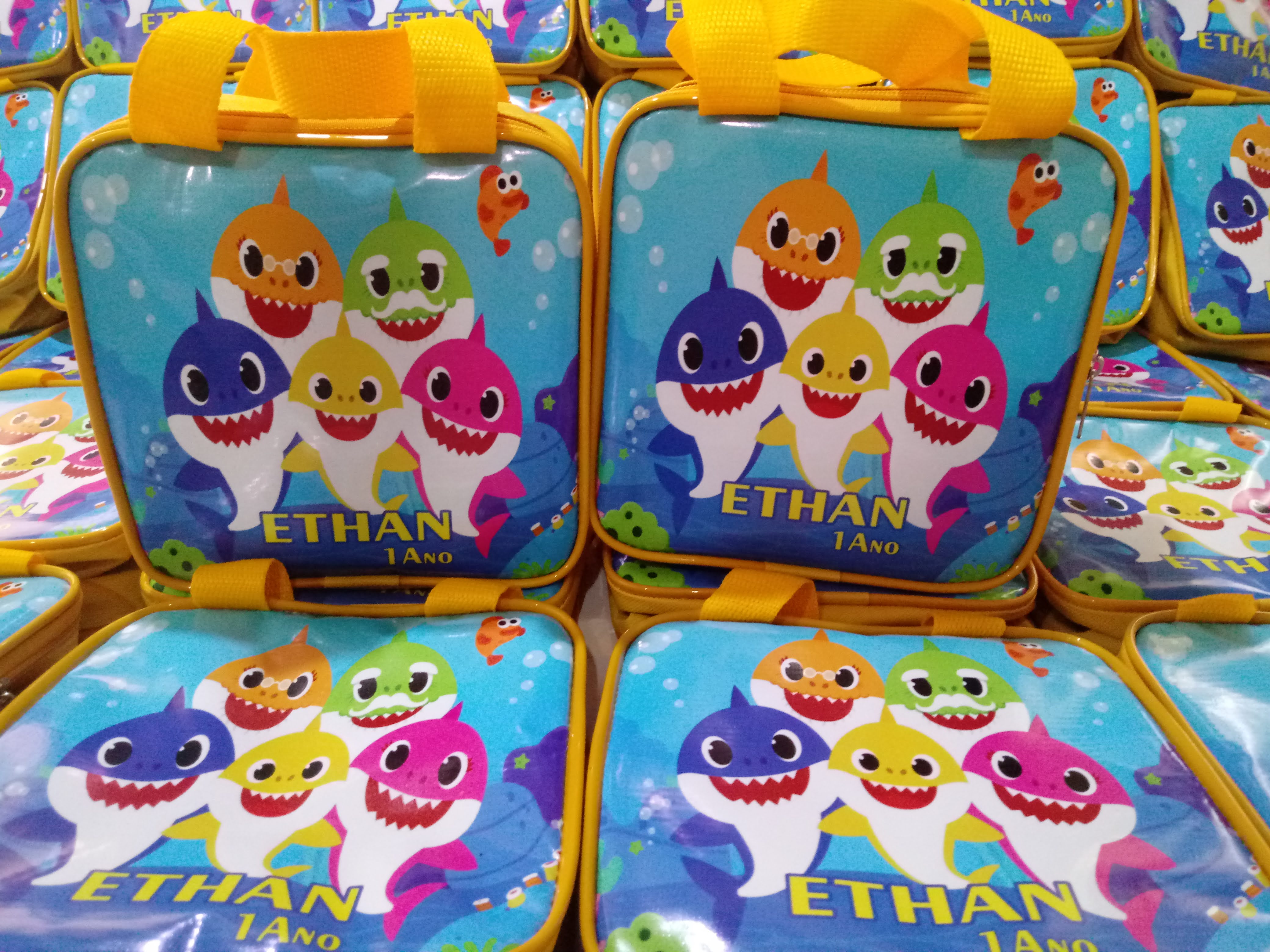 BOLSA PERSONALIZADA BABY SHARK